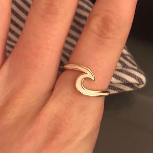 White pura vida ring